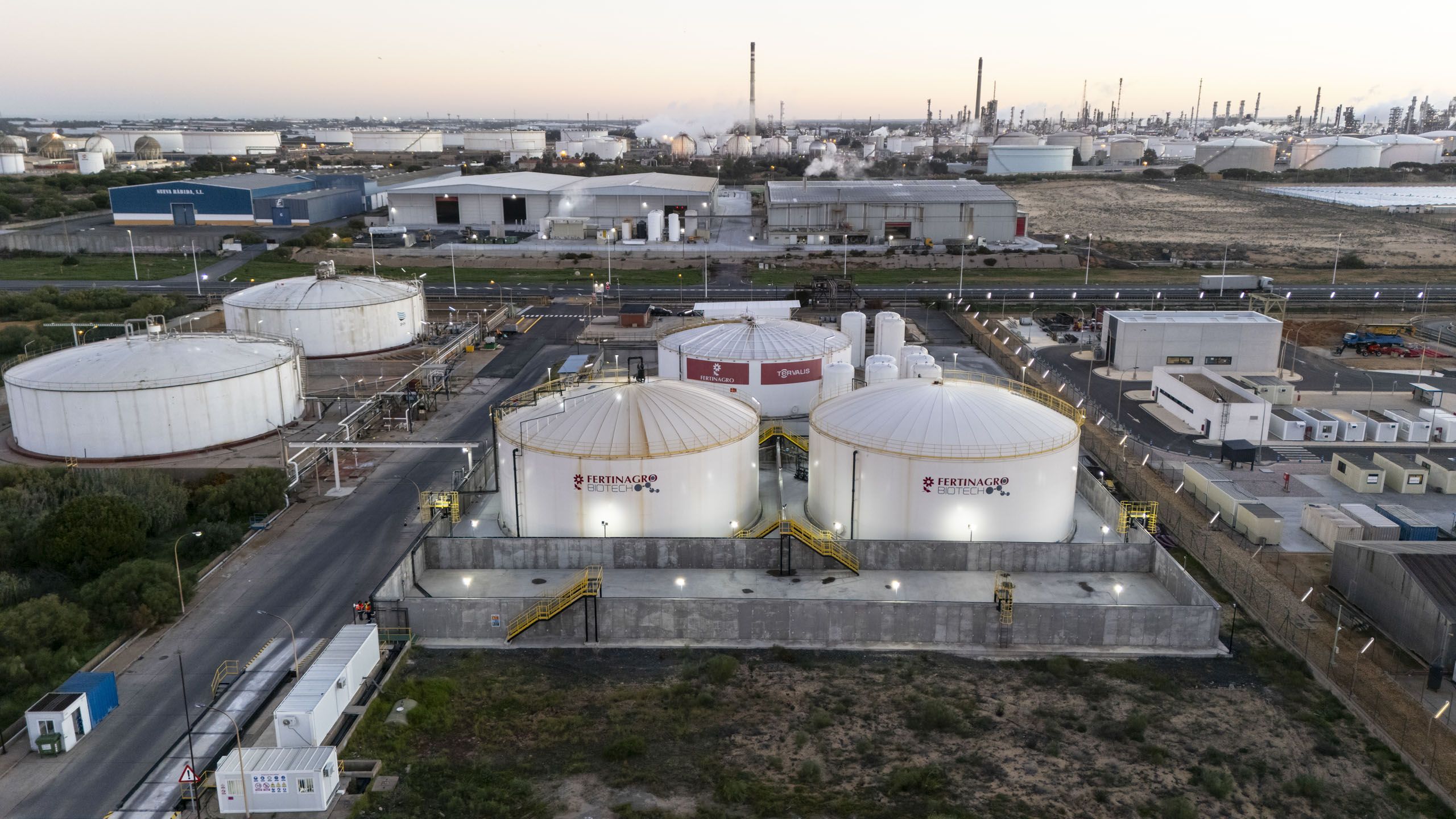 Depósitos de almacenamiento puerto de Huelva Globalfeed